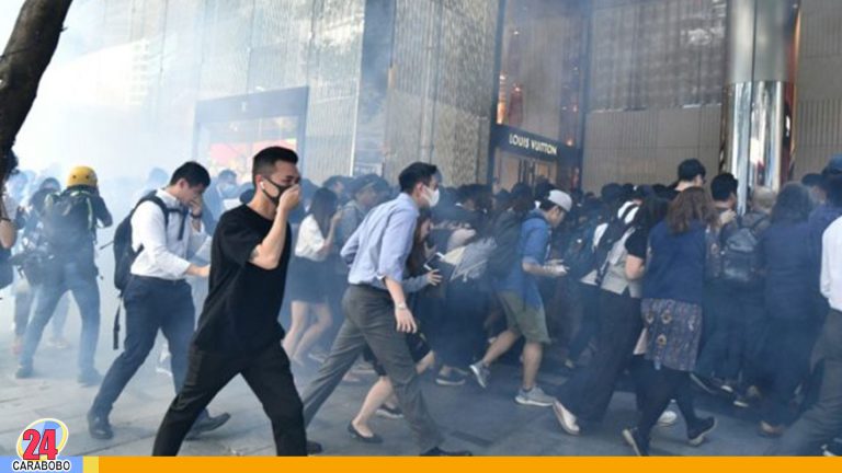 Nuevas protestas en Hong Kong con un herido de bala y numerosos incidentes