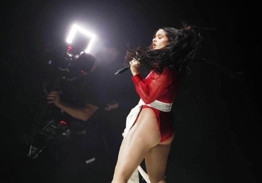 Rosalía arrasó en los Latin Grammy - noticias24 Carabobo