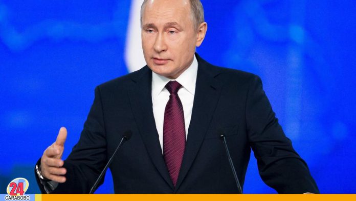 Renuncia todo el gabinete de Putin ante el parlamento