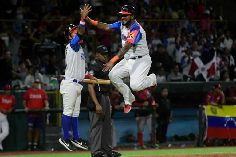 Cardenales derrotado por Dominicana en la final de Serie del Caribe