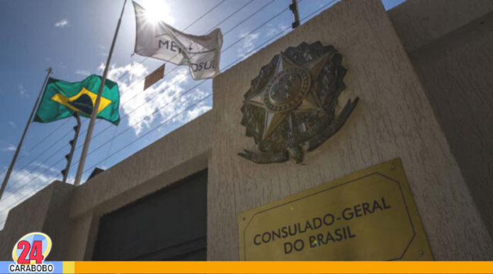 Brasil retira personal diplomático