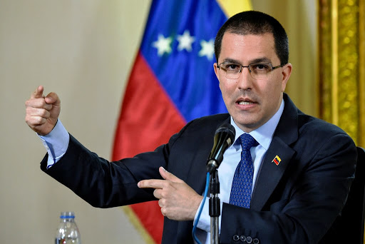 Arreaza condena acusaciones sobre nexos entre guerrilla y gobierno venezolano