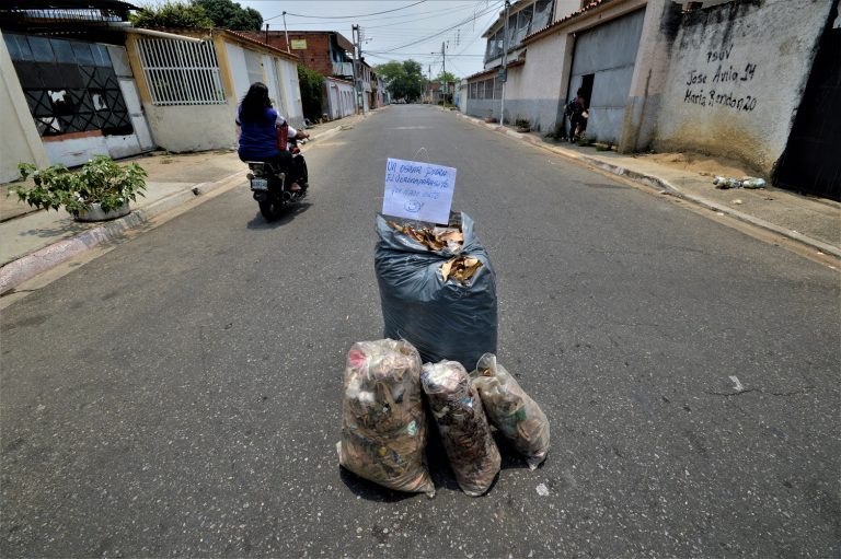 Habitantes del Barrio La Castrera pidieron servicio de aseo urbano