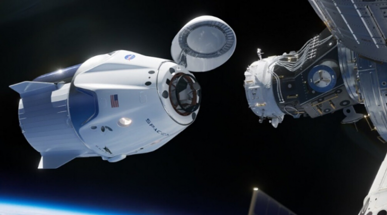 Nave de SpaceX llegó a la Estación Espacial Internacional