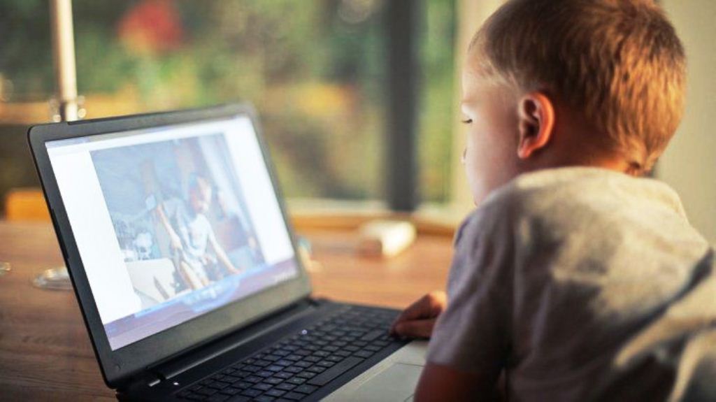 Niños acceden a Internet más temprano - noticias24 Carabobo