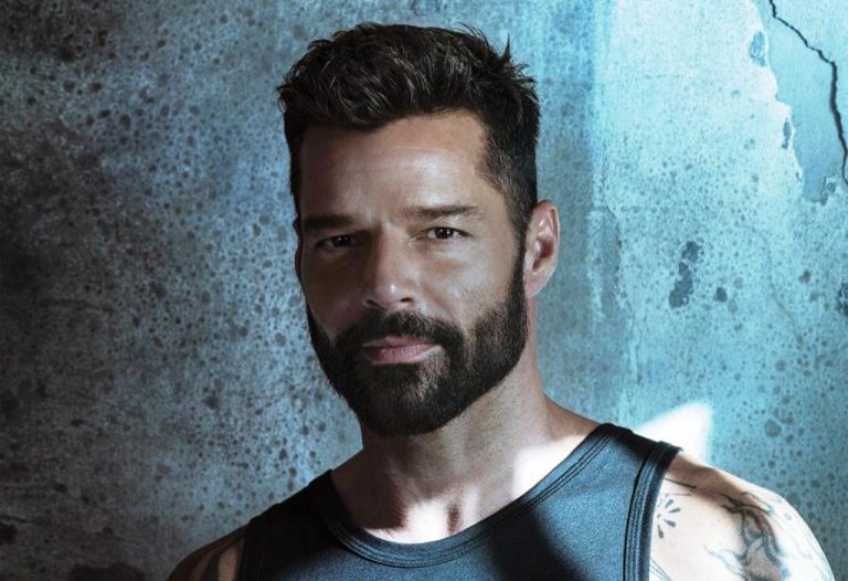¡PAUSA! Ricky Martin sorprende con nuevo álbum (+ vídeo)