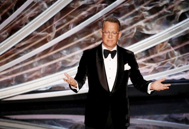 Película de Tom Hanks se salta del cine a plataforma digital