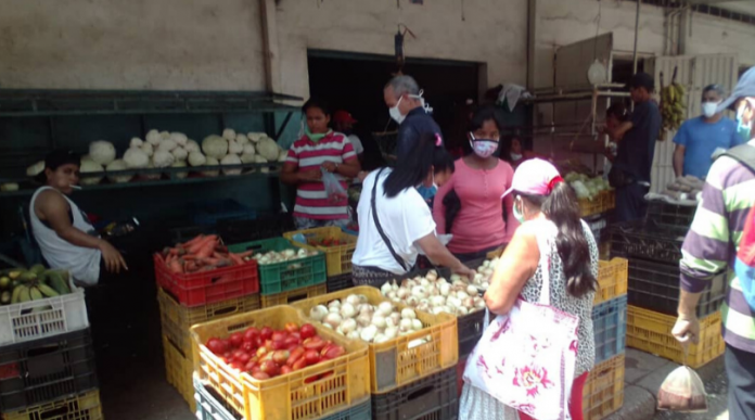 Venta de alimentos en Naguanagua