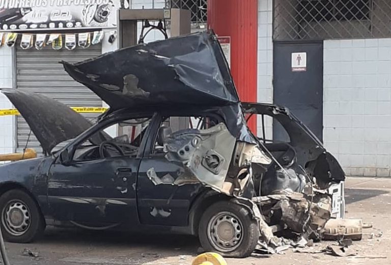 Estalla bombona de gas adaptada a un carro en Puerto La Cruz