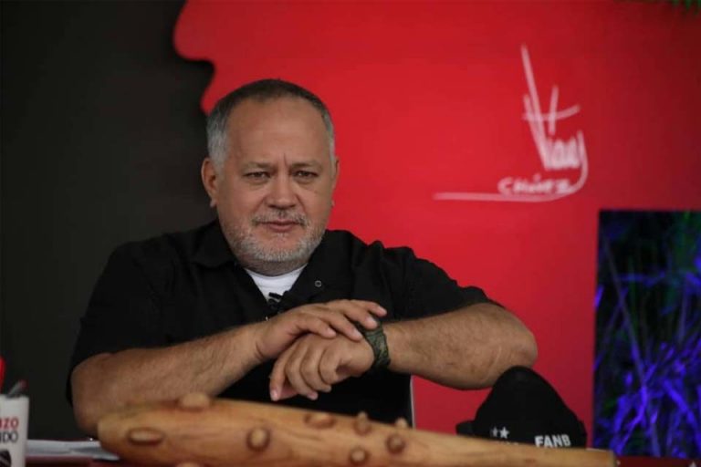 Diosdado Cabello: gasolina de Irán no es buena para carros escuálidos