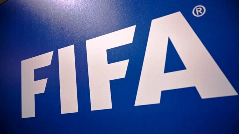 FIFA modifica temporalmente reglamento de fichaje por Covid-19