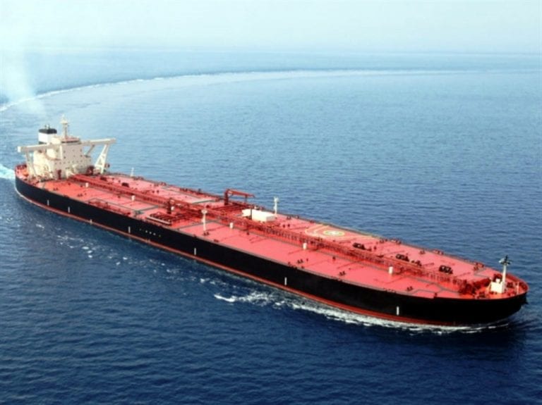 China no transportaría petróleo en tanqueros vetados por EE.UU.
