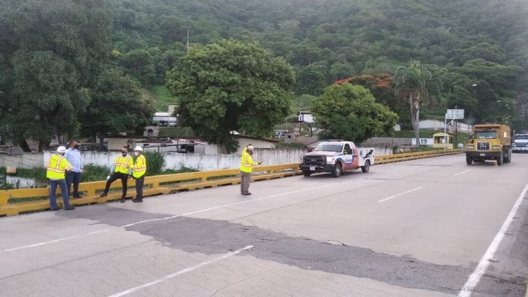 Exceso de velocidad causa accidentes viales en viaducto La Cabrera