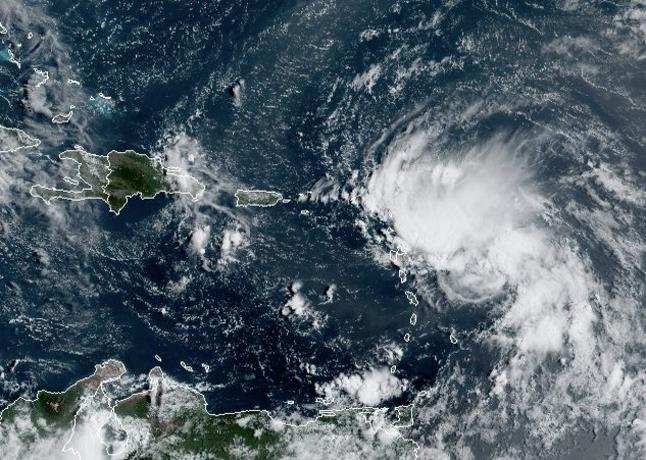 ¡Alerta! Tormenta tropical Laura avanza por el Caribe
