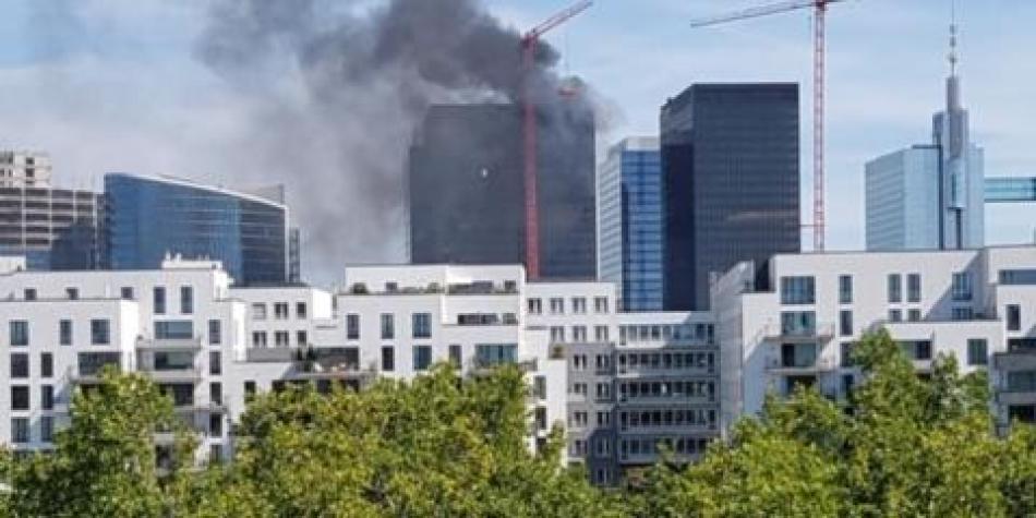 incendio en World Trade Center de Bruselas