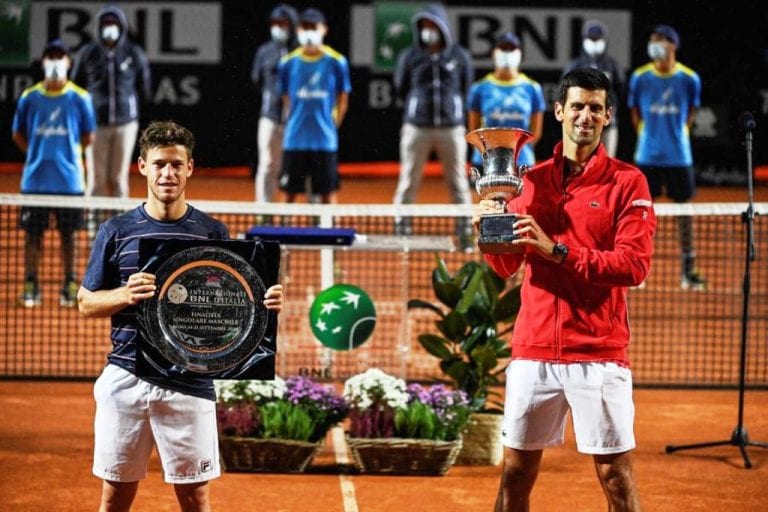 Djokovic acaba con sueño de Schewartzman y alza su quinto Masters romano