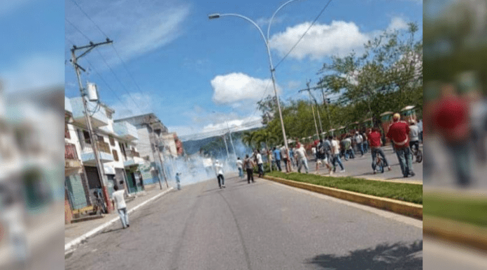 protestas en Nirgua y Sabana de Parra