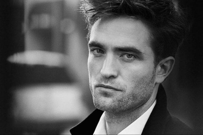 Robert Pattinson tiene COVID-19