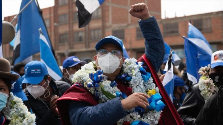 Candidato del MAS Luis Arce gana en la primera vuelta en Bolivia