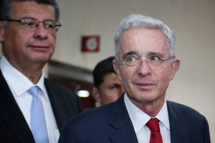 Álvaro Uribe Vélez - Álvaro Uribe Vélez
