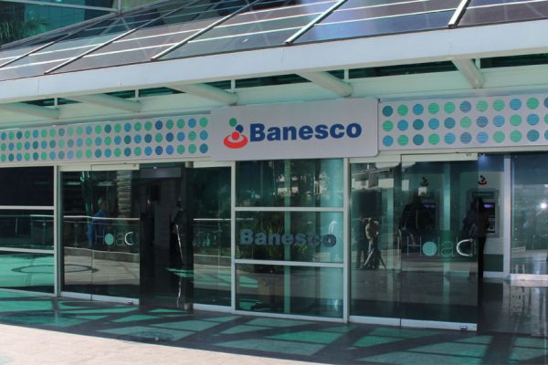 Banesco anunció apertura de cuentas en dólares