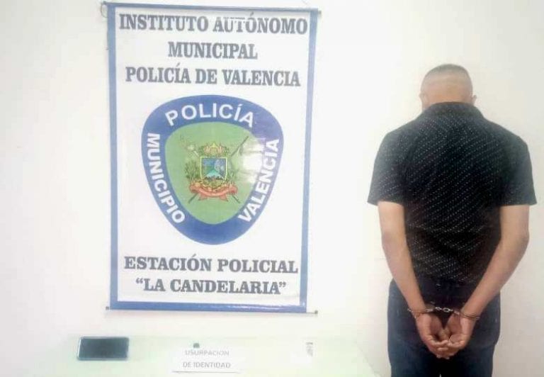 Detienen a falso fiscal en Valencia, vendía divisas de manera fraudulenta