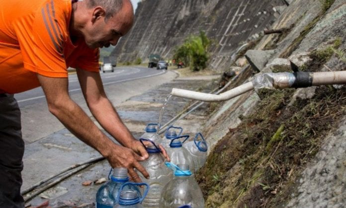 10.000 familias sin agua en Miranda