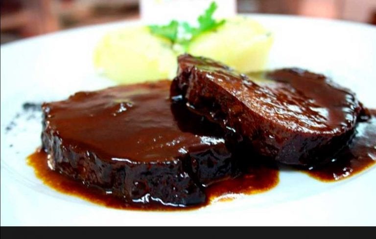 ¡UF!: Disfruta de un delicioso plato de asado negro