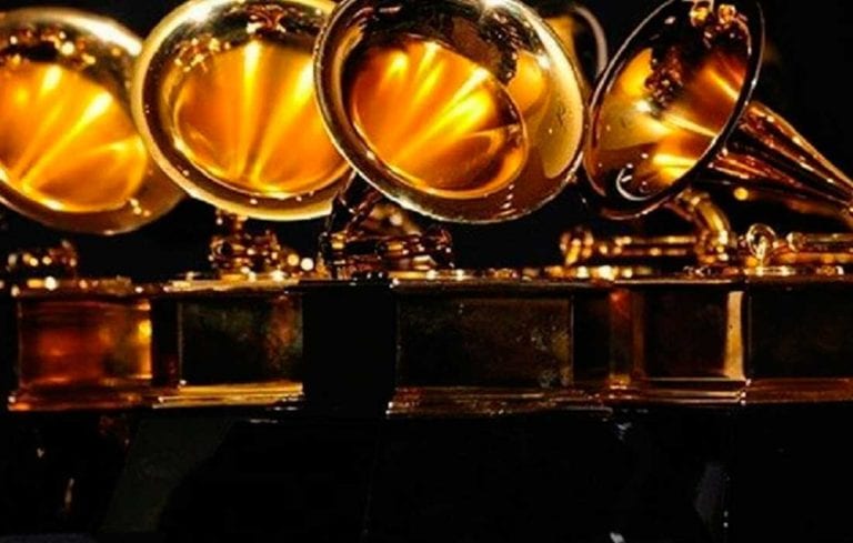 ¡Orgullo venezolano! Dos artistas se alzan en gala de los Latín Grammy