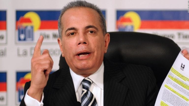 Manuel Rosales: «Venezuela urge de la intervención de la Unesco»