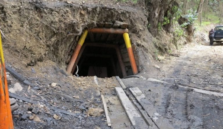 Tres venezolanos murieron asfixiados dentro de una mina en Colombia