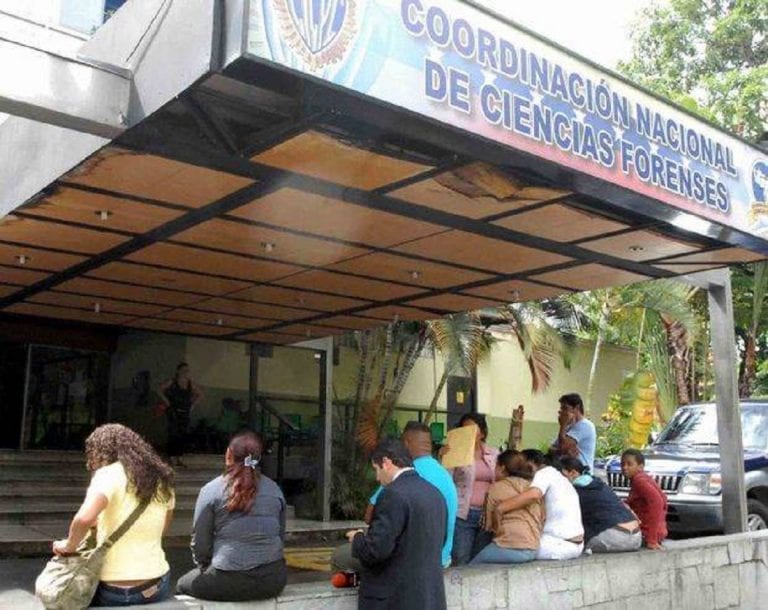 Estrangulan adolescente al salir de una fiesta en Caracas