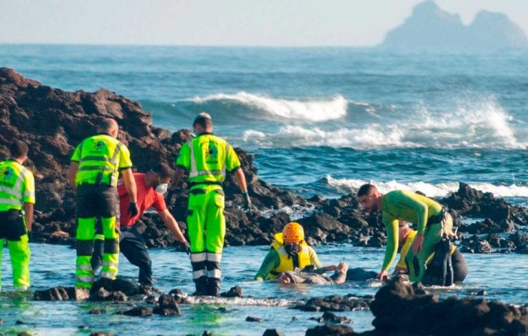 Fallecieron ocho migrantes en naufragio cerca de Islas Canarias