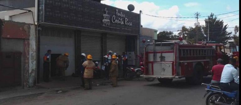 Lara: Incendio en famosa pastelería dejó cuatro heridos (+fotos)