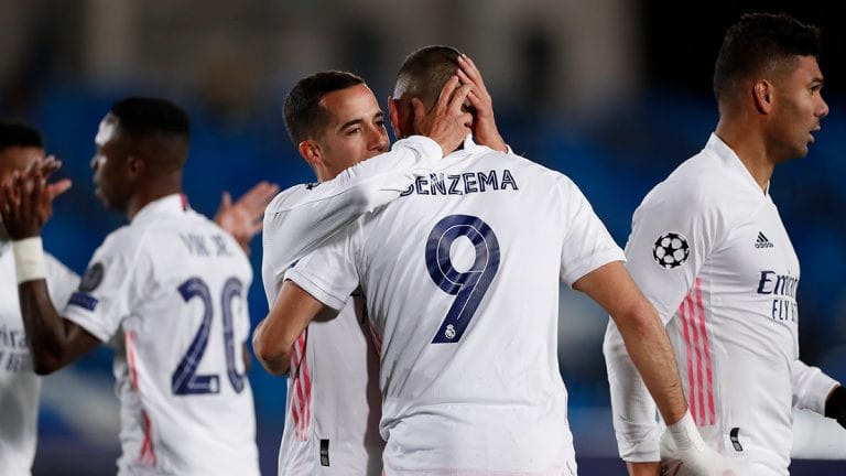Un Doblete de Benzema puso al Real Madrid en octavos de la Champions