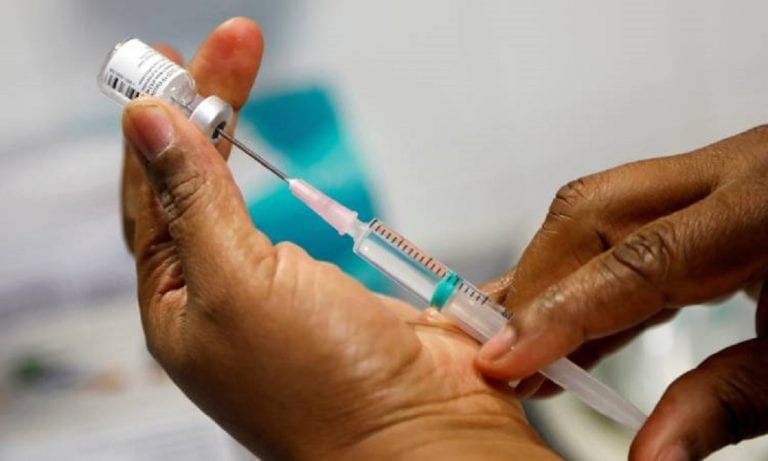 OMS: Vacuna Pfizer-BioNTech se le da la primera homologación de emergencia