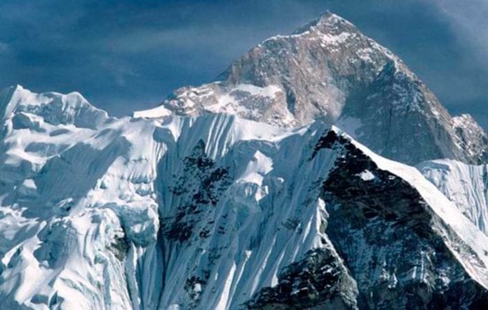 Altura del Everest - Altura del Everest