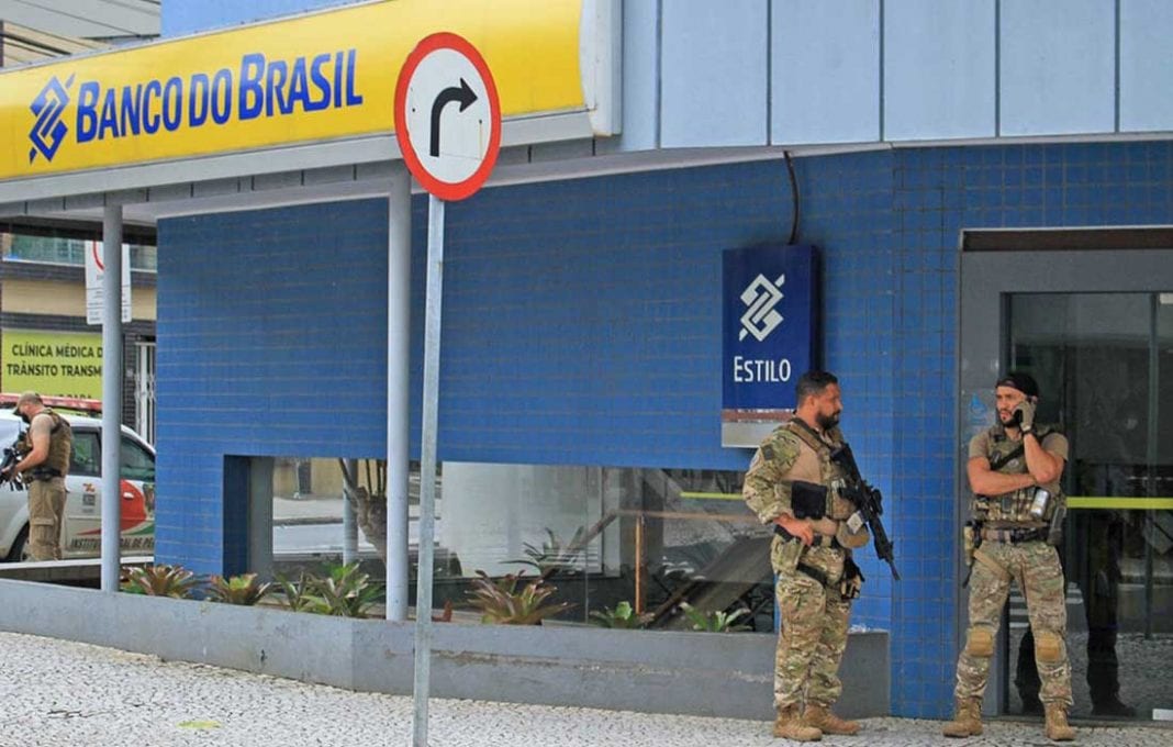 Nuevo mega asalto en un banco de Brasil - Nuevo mega asalto en un banco de Brasil