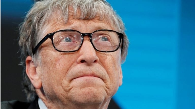 Bill Gates, George Soros y Fundación Rockefeller acusados de crear el COVID 19