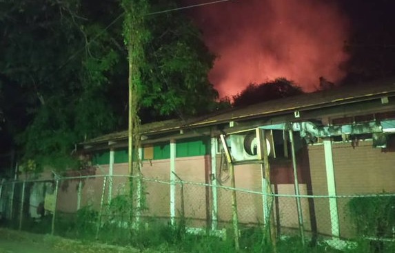 Incendio en la Universidad de Oriente, núcleo Ciudad Bolívar, estudiantes piden investigaciones