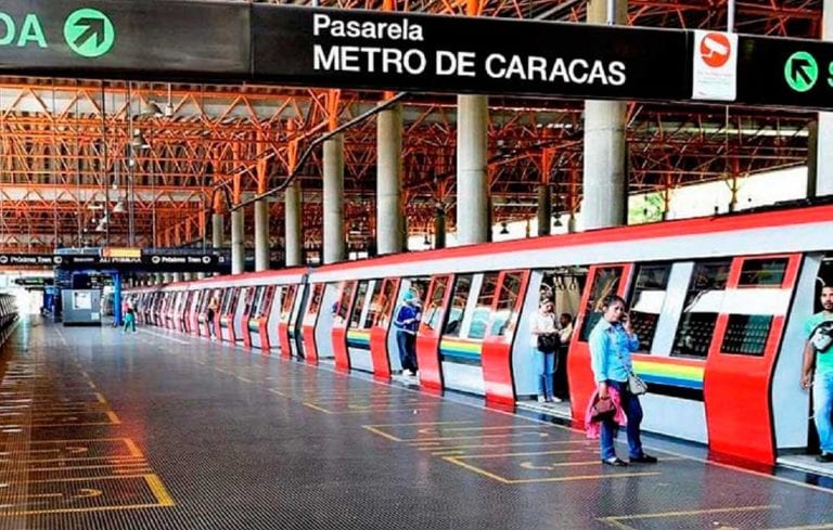 Metro de Caracas arriba a un año más de inaugurado pero en desidia