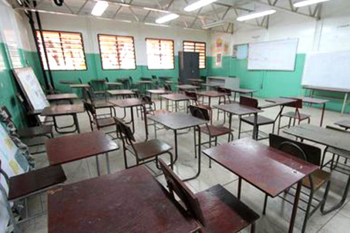 Institutos educacionales privados listos para dar clases presenciales