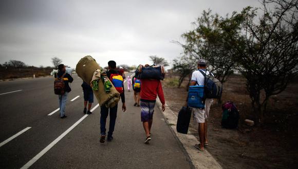 Migrantes venezolanos sufren discriminación en Perú y Ecuador