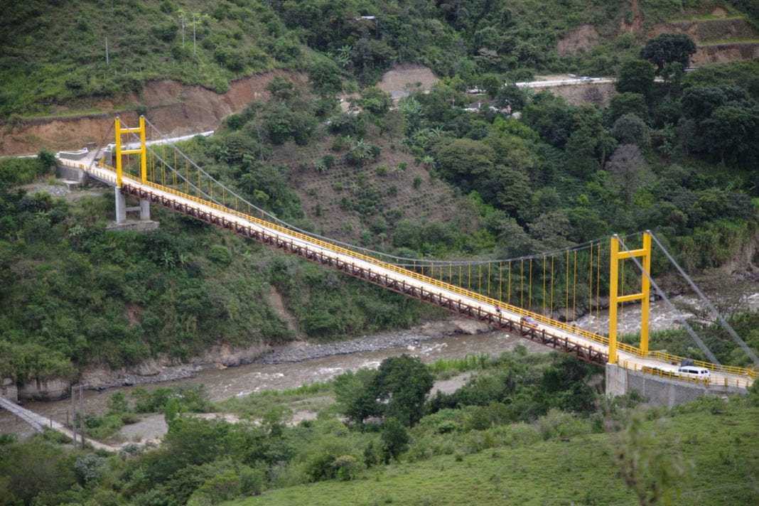 Localizaron cuerpo del joven peruano arrojado desde un puente