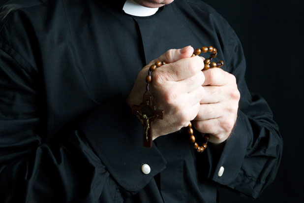 Arquidiócesis de Caracas alerta sobre falsos sacerdotes