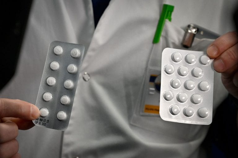 Farmacéuticos denunciaron venta no autorizada de medicinas en bodegones