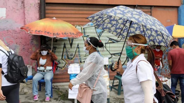 Curva de contagios de Covid-19 en Venezuela se mantiene en aumento