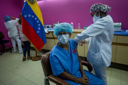 Nuevos casos de COVID-19 en Venezuela y anuncian aplicación de vacuna cubana «Abdala»