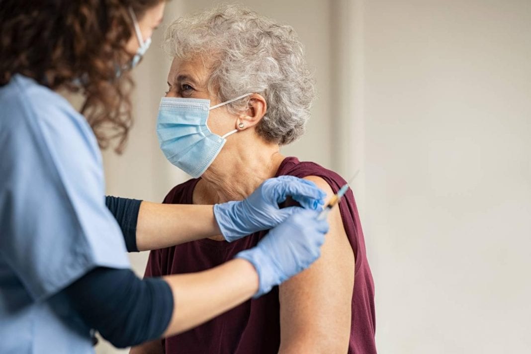 Vacunación para adultos mayores - Vacunación para adultos mayores