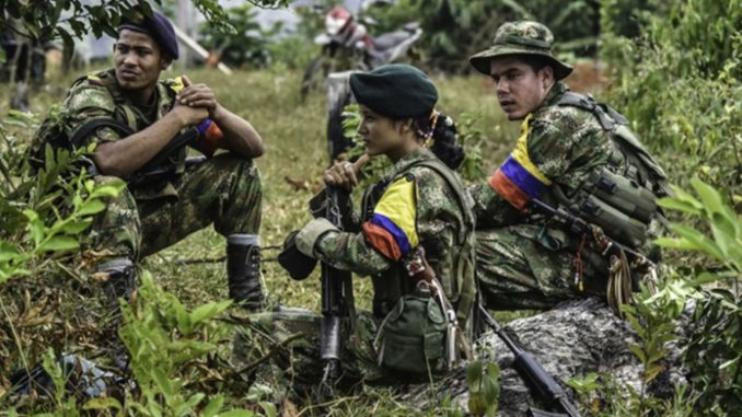 Bombardeo de  la FANB contra FARC - Bombardeo de  la FANB contra FARC
